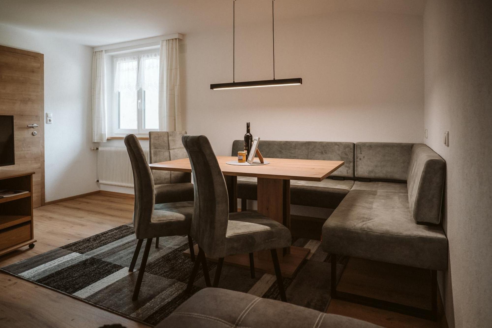 Gaestehaus Schoder ヴァンダンス エクステリア 写真