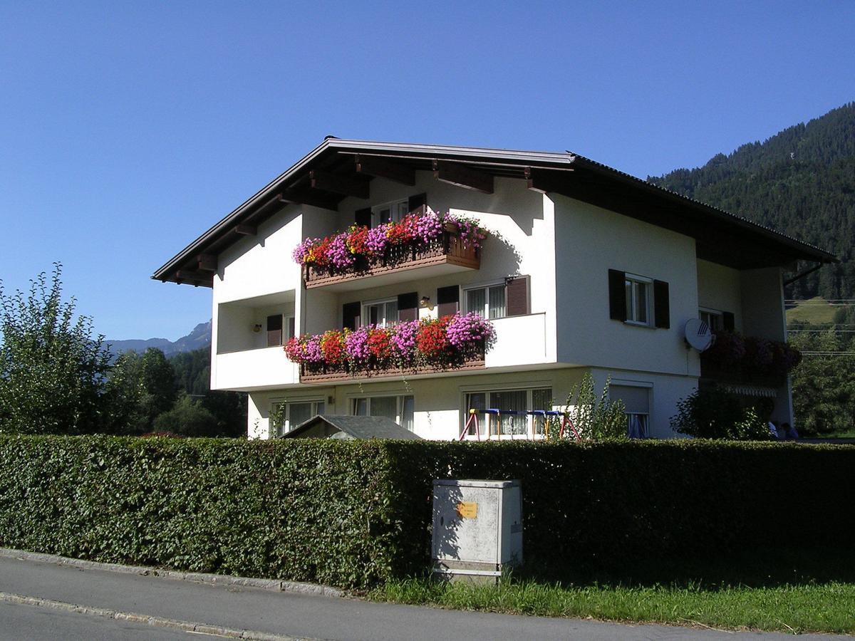 Gaestehaus Schoder ヴァンダンス エクステリア 写真